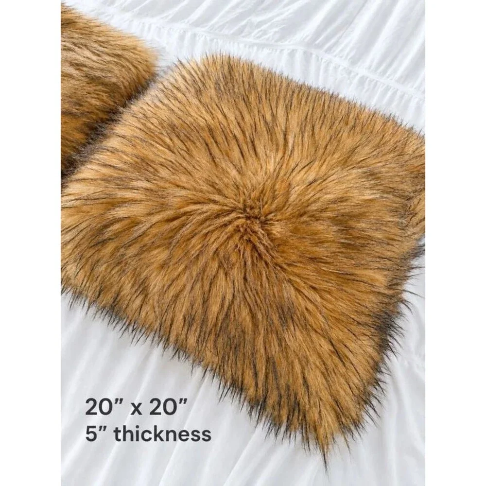 Pottery Barn Set of 2 Brown Faux Fur 20' Throw Pillows Cabin Boho Accent Pillows